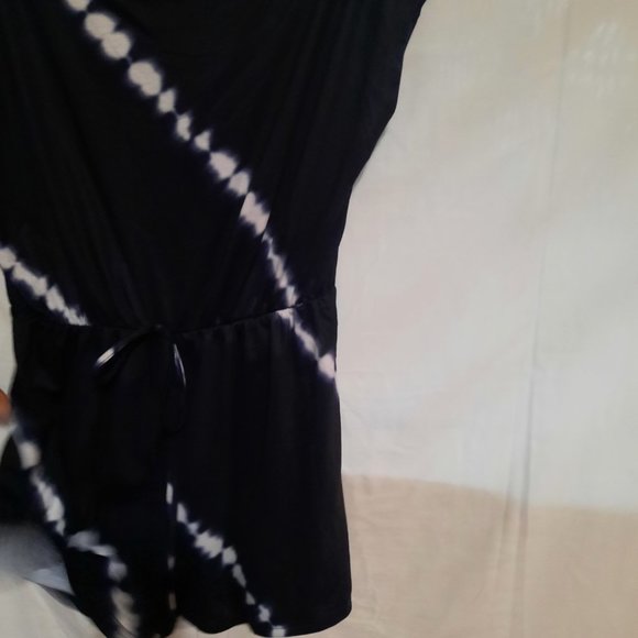 Ladies Tie - Dye Romper Size M - Picture 6 of 6